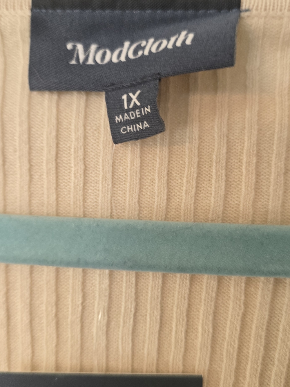 ModCloth Beige Ribbed Button-Front Cardigan - Picture 4 of 9